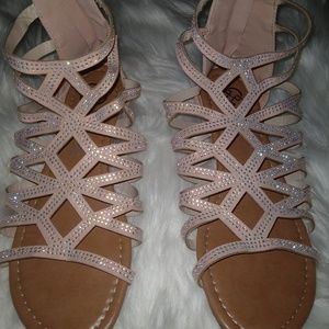 Daisy Fuentes Gladiator sandals